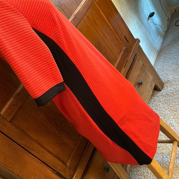 🆕Red KAREN KANE DRESS w/Black Side Panels, Accents & Pin Stripes & Back Zipper. - Picture 5 of 12